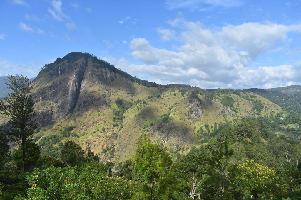 Ella Rock Hill, Sri Lanka: localhi