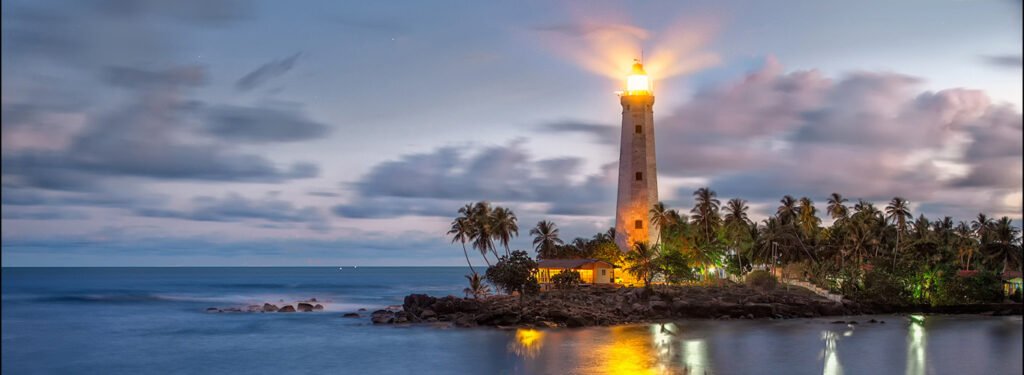 Dondra Lighthouse, Lighthouse of Dondra, Mirissa, Sri Lanka: localhi