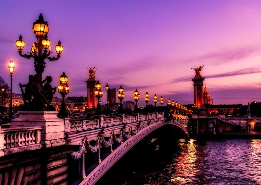 Paris, France, Honeymoon Destinations, Travel destinations: localhi