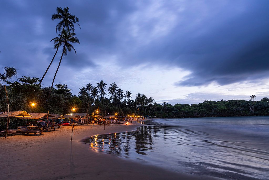 Hiriketiya Beach, Sri Lanka: localhi