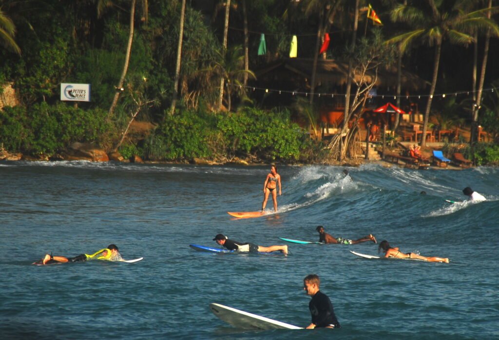 Hiriketiya Surfing Schools, Sri Lanka: localhi