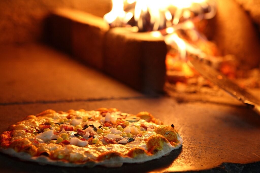 Wood-Fired Pizza, Vito Restaurants, Kandy, Sri Lanka: localhi