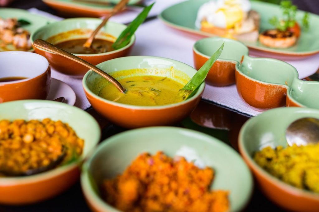 Sri Lankan and European dishes, Helga’s Folly, Restaurant, Kandy, Sri Lanka: localhi
